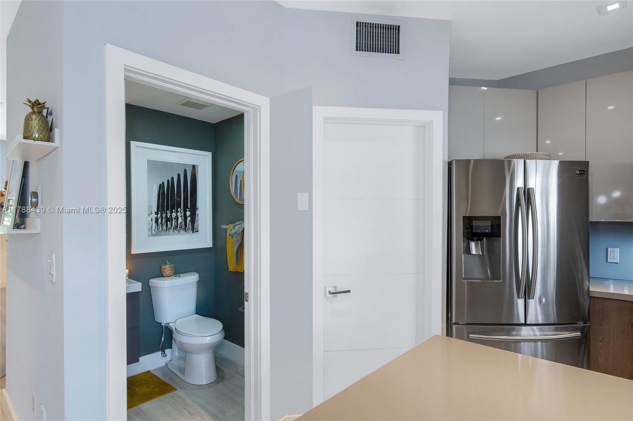 381 Franklin St, Hollywood, FL 33019 Photo