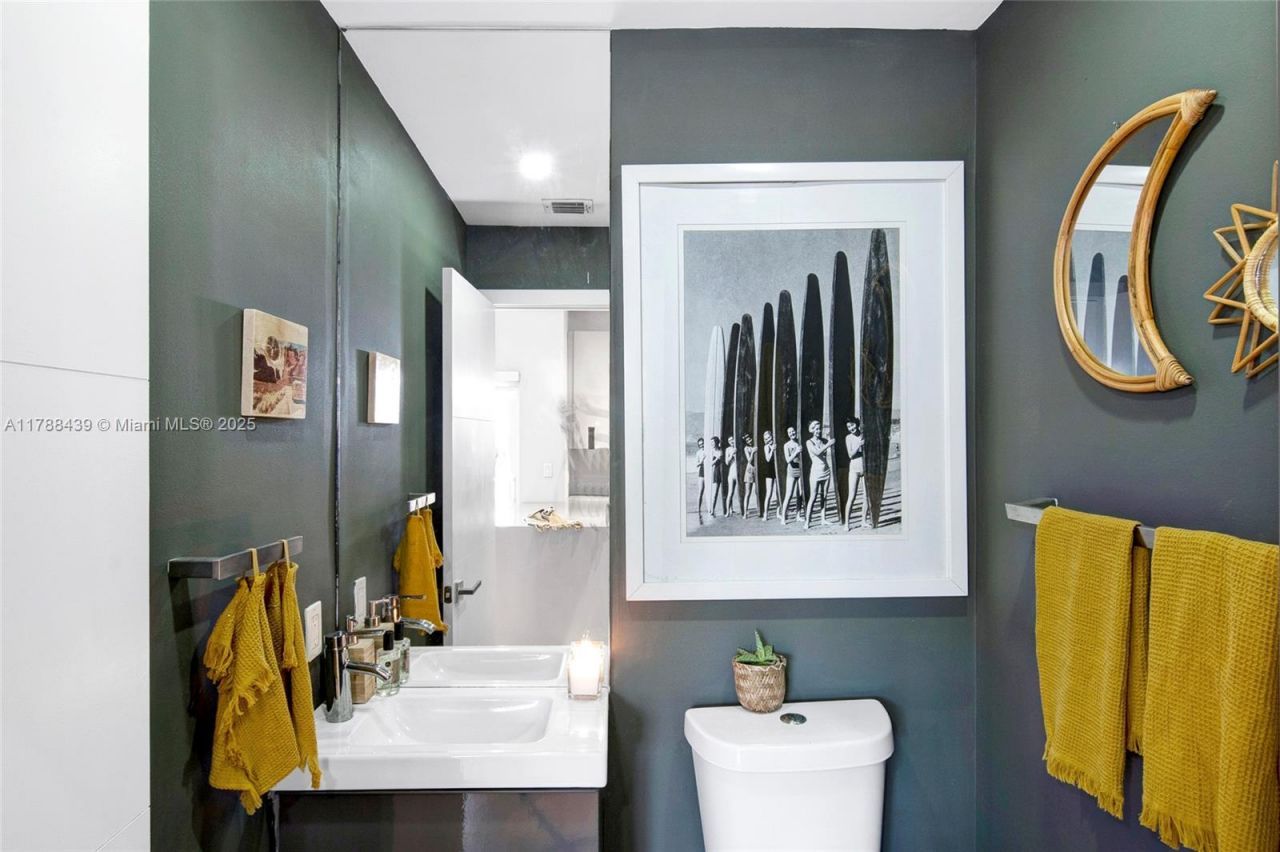 381 Franklin St, Hollywood, FL 33019 Photo