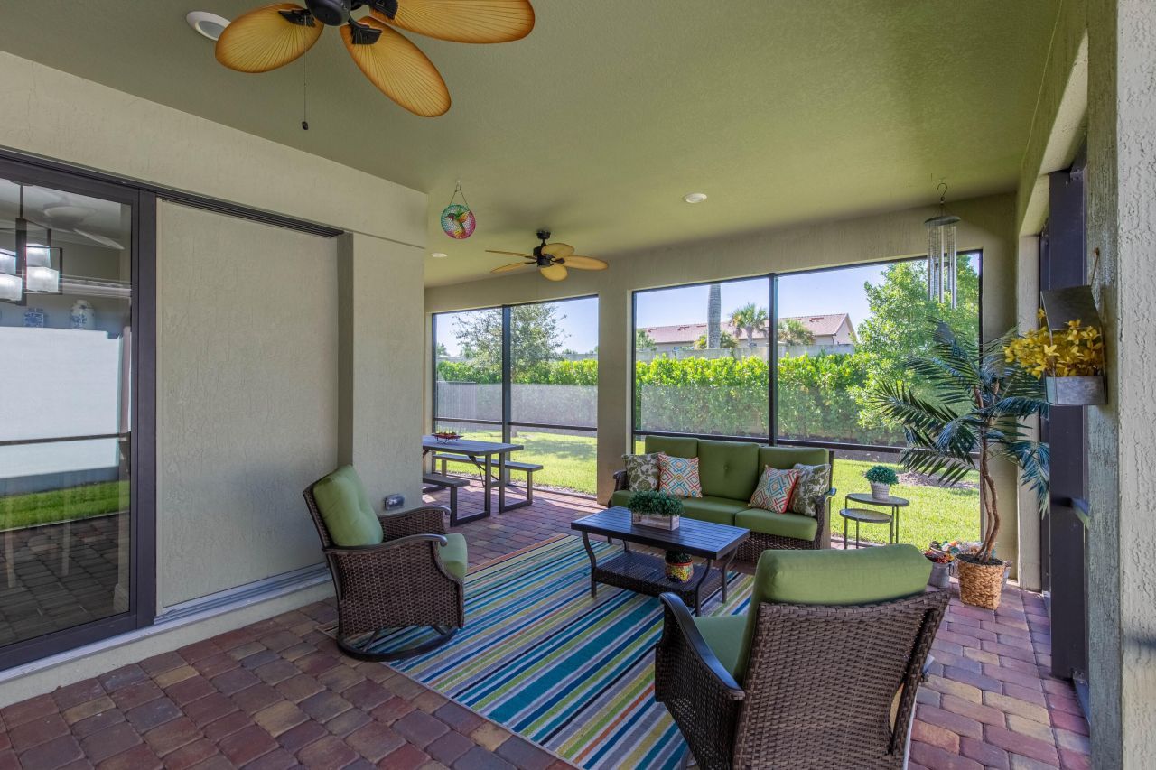 8161 Hanoverian Drive, Lake Worth, FL 33467 Photo