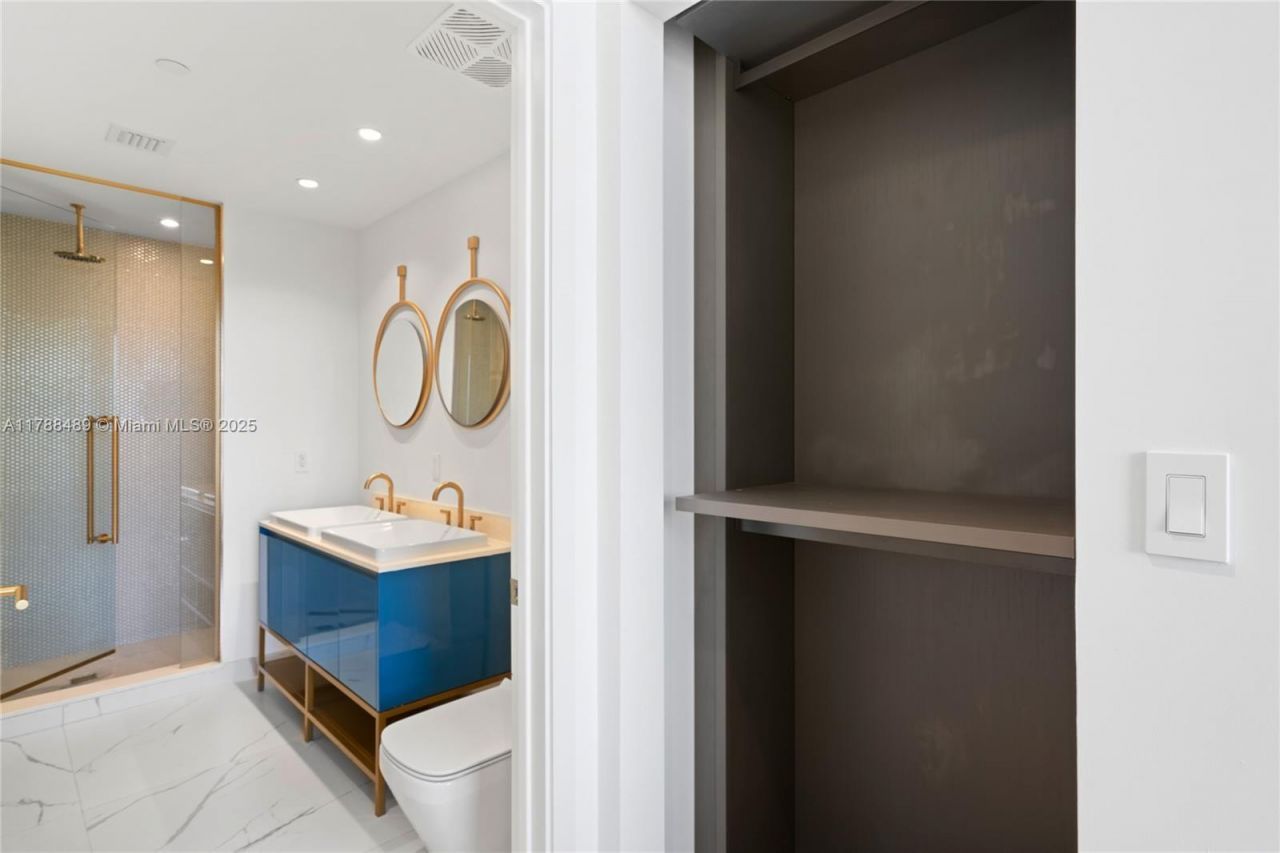 2678 Tigertail Ave, Unit 615, Miami, FL 33133 Photo