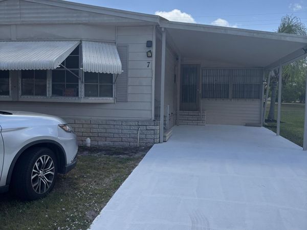 7 Villa Flores, Port St. Lucie, FL 34952