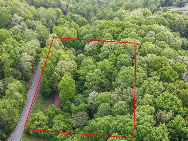 960 Corinth Church Rd, Loudon, TN 37774