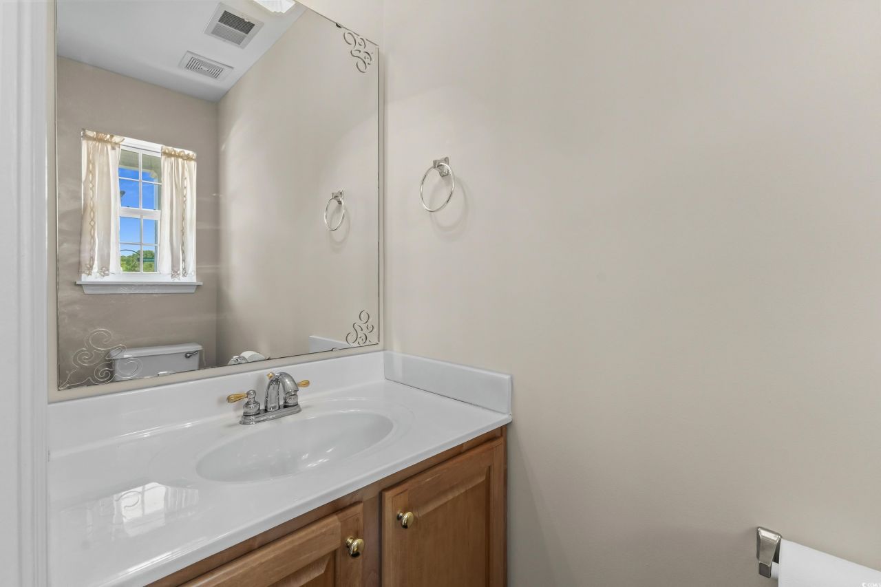 1004 Harvester Circle Photo 16