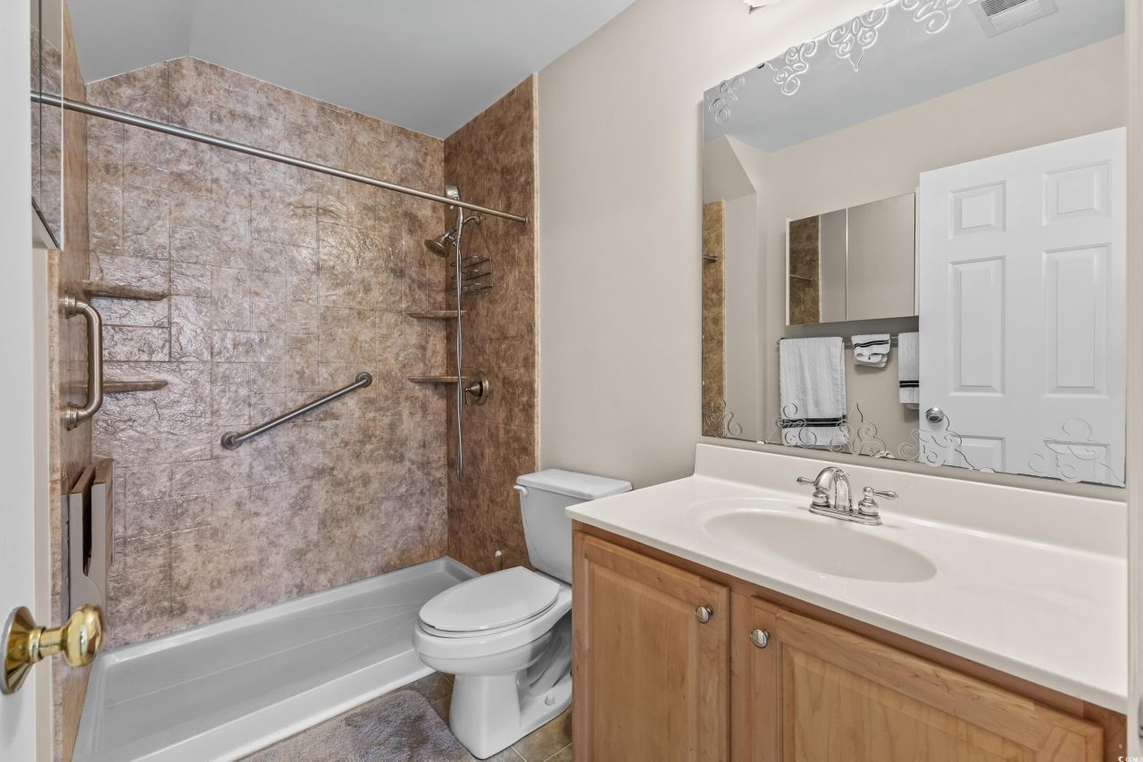 1004 Harvester Circle Photo 7