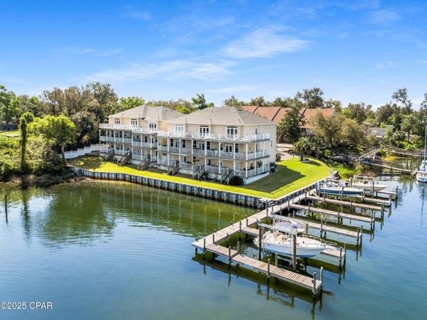 246 E 3rd Place, Panama City, FL 32401