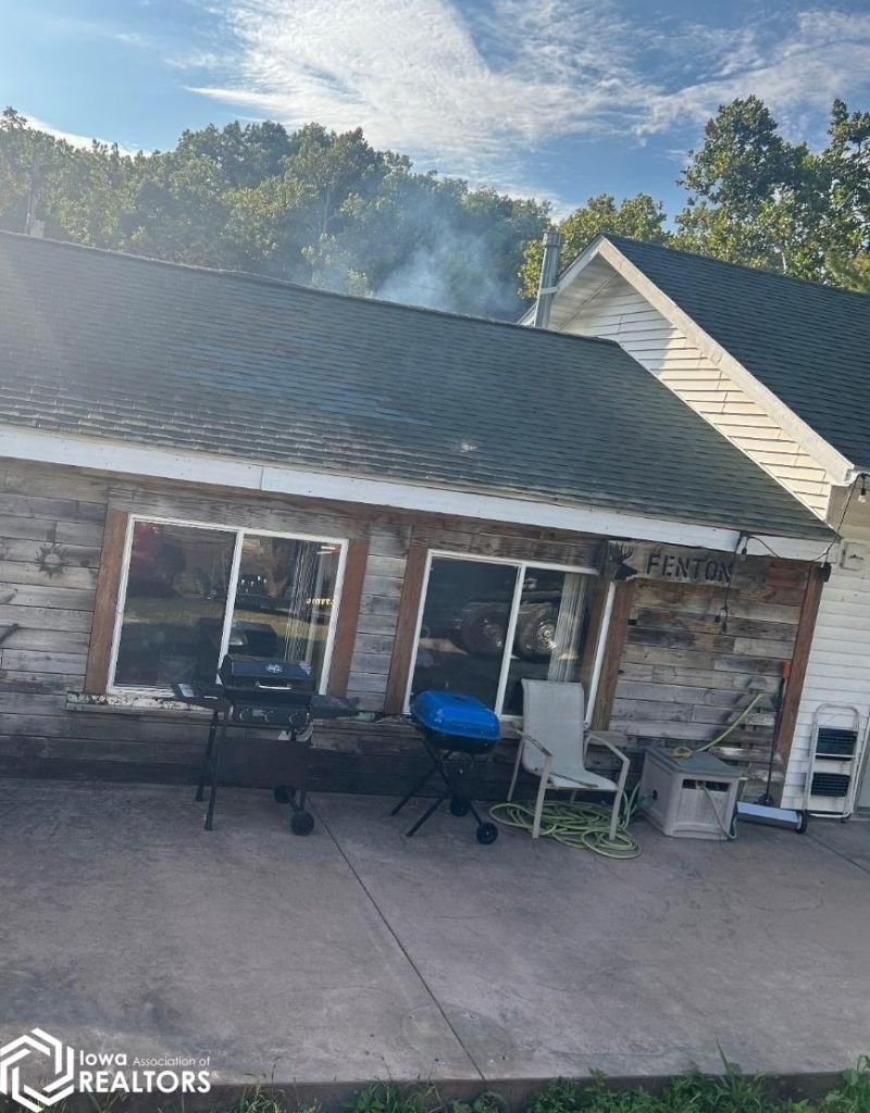 11475 Plank Road, Burlington, IA 52601 Main Photo