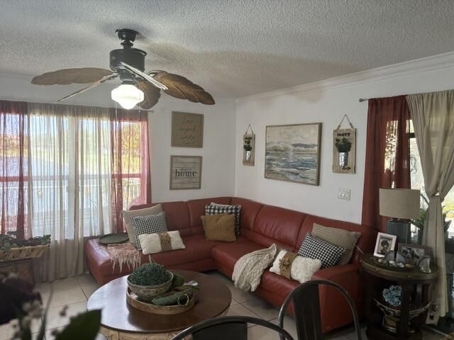 6207 Adriatic Way Way, West Palm Beach, FL 33413 Photo