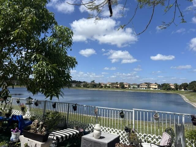 6207 Adriatic Way Way, West Palm Beach, FL 33413 Photo