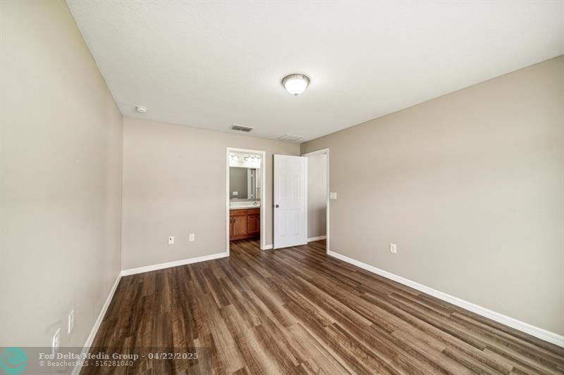 5485 NW Pine Trail Cir, Port Saint Lucie, FL 34983 Photo