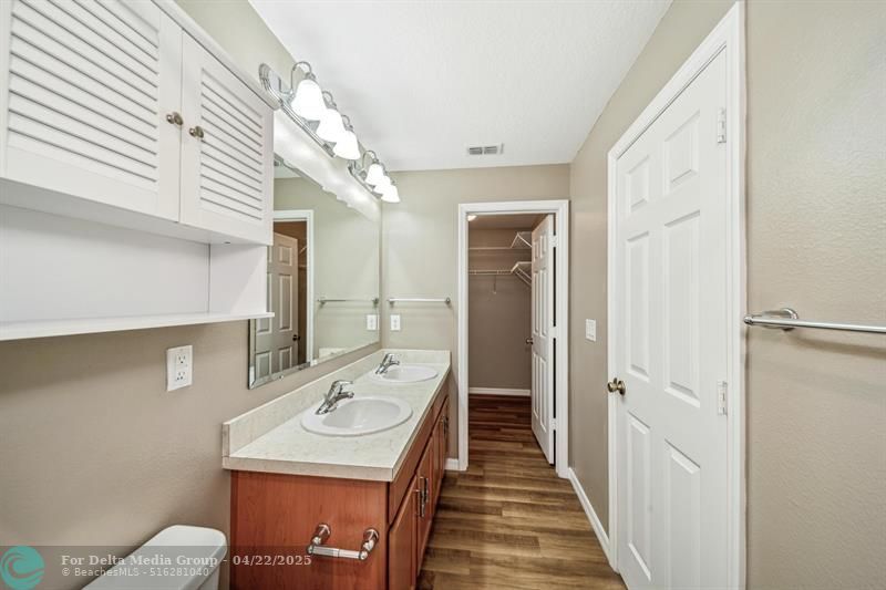 5485 NW Pine Trail Cir, Port Saint Lucie, FL 34983 Photo