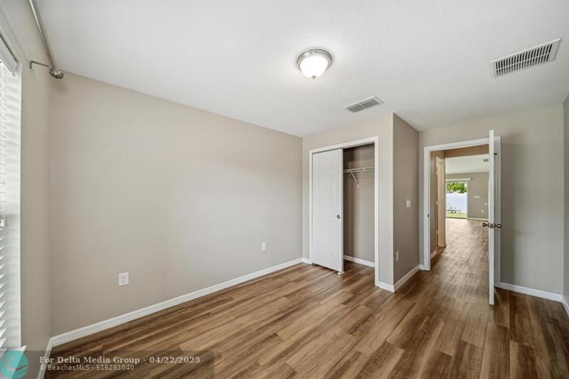 5485 NW Pine Trail Cir, Port Saint Lucie, FL 34983 Photo