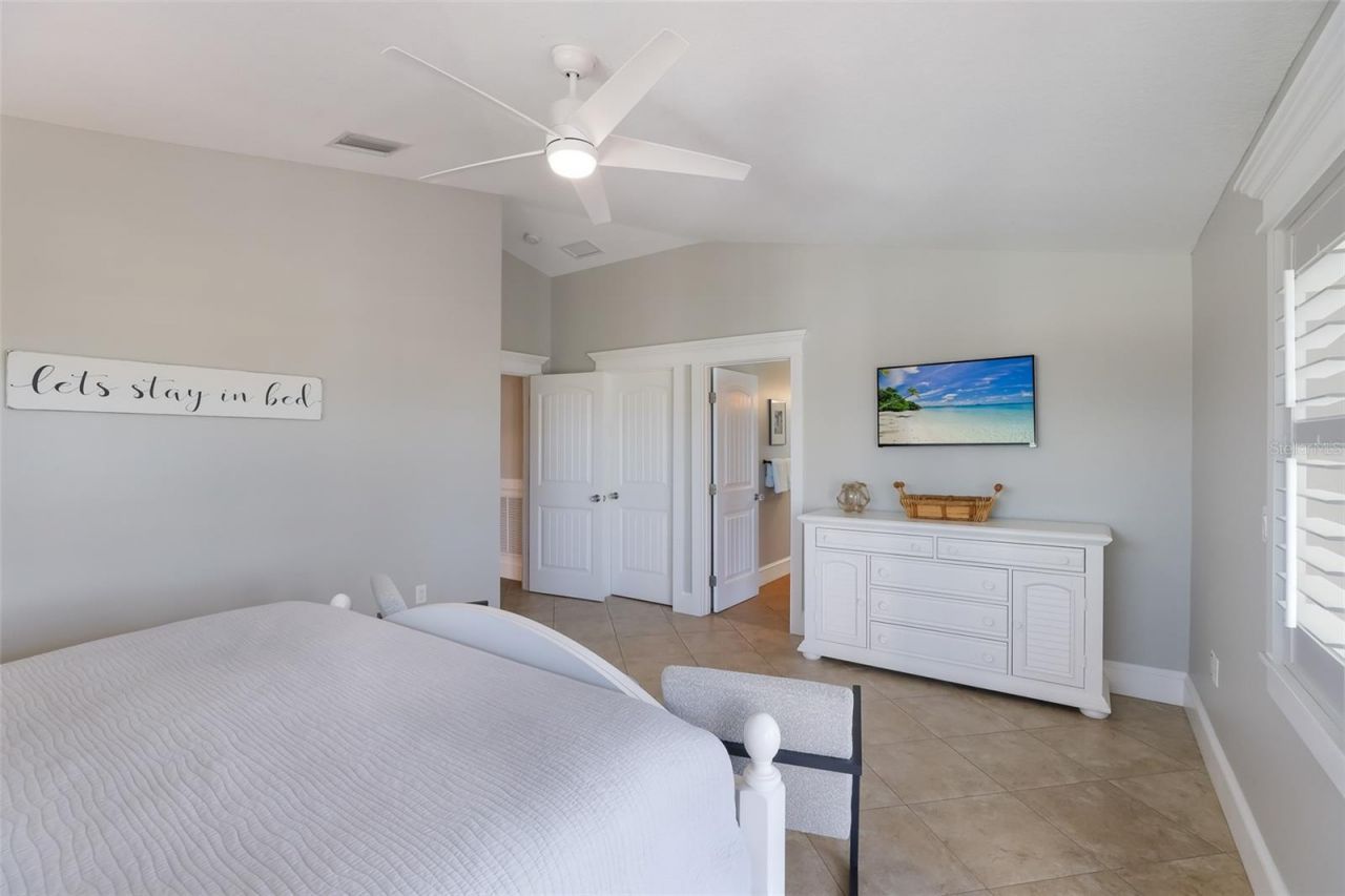 113 Maple Avenue, Anna Maria, FL 34216 Photo