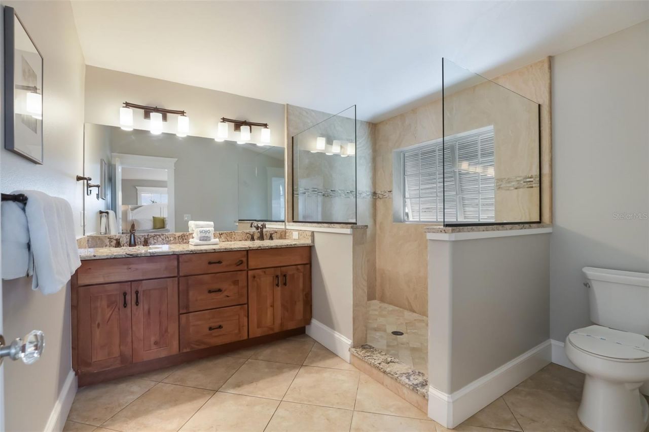 113 Maple Avenue, Anna Maria, FL 34216 Photo