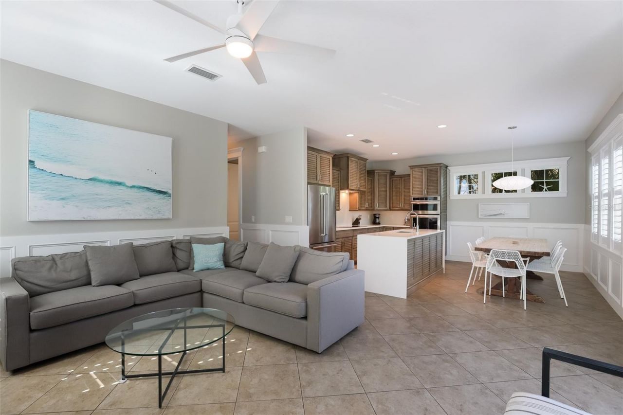 113 Maple Avenue, Anna Maria, FL 34216 Photo