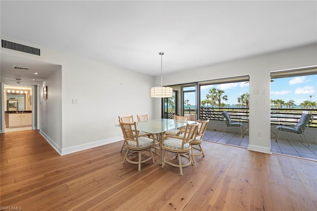 1605 Middle Gulf Dr, Unit 105, Sanibel, FL 33957 Photo