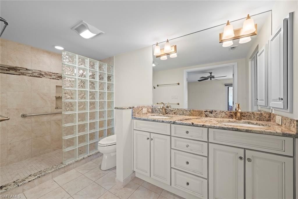 1605 Middle Gulf Dr, Unit 105, Sanibel, FL 33957 Photo