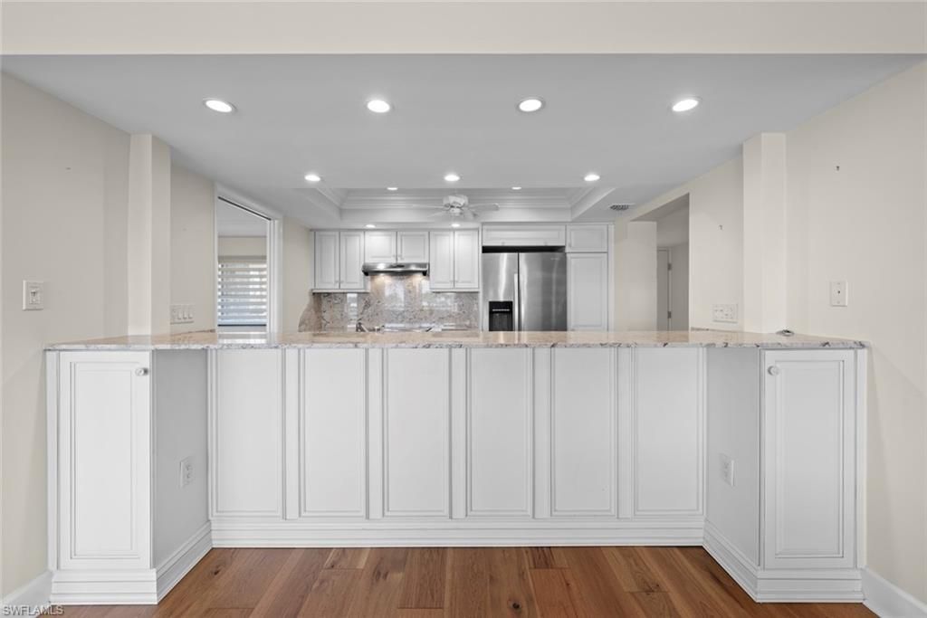 1605 Middle Gulf Dr, Unit 105, Sanibel, FL 33957 Photo