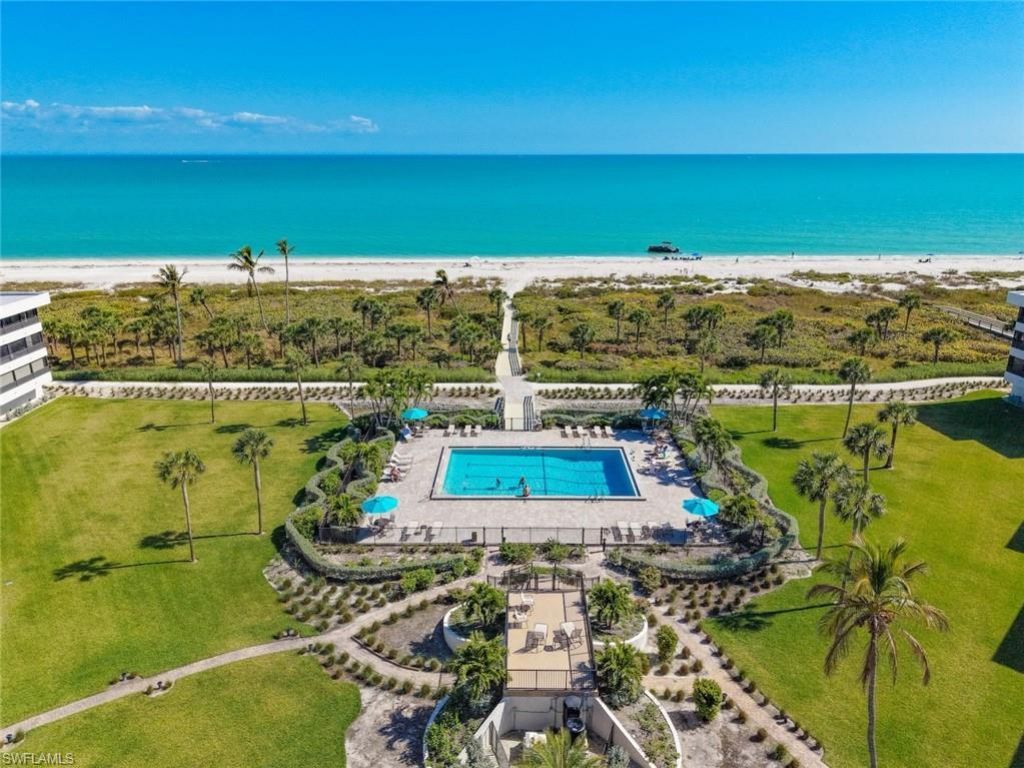 1605 Middle Gulf Dr, Unit 105, Sanibel, FL 33957 Photo