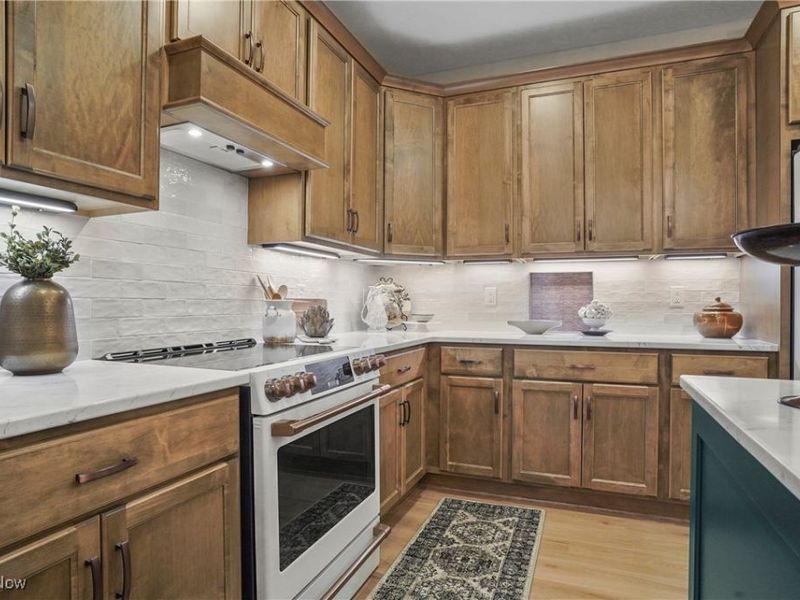 4301 Evergreen Court, Unit 63, North Canton, OH 44720 Photo 10