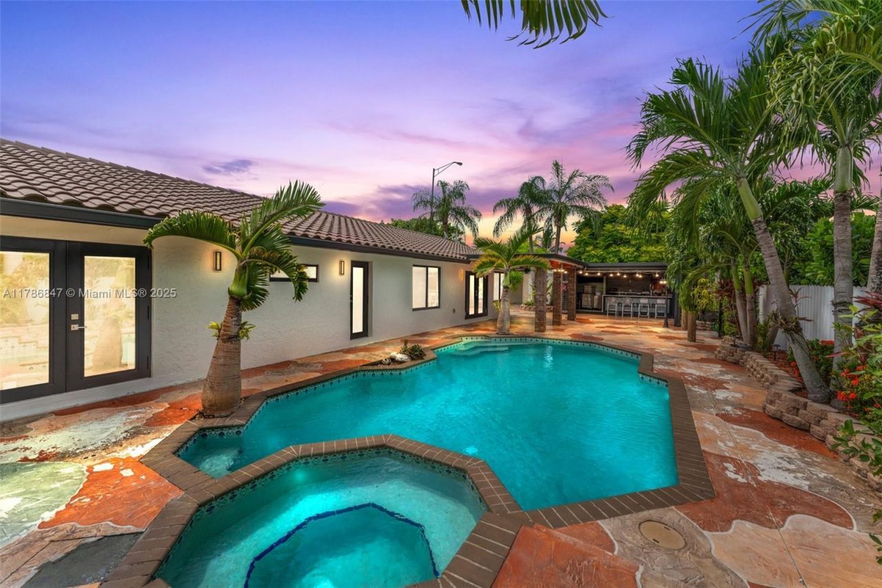 10320 SW 132nd Ave, Miami, FL 33186 Photo