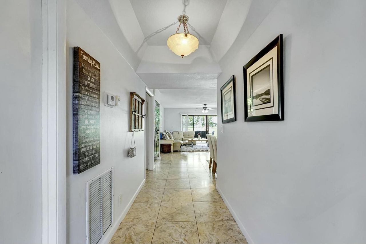 5337 Fountains Drive S, Lake Worth, FL 33467 Photo