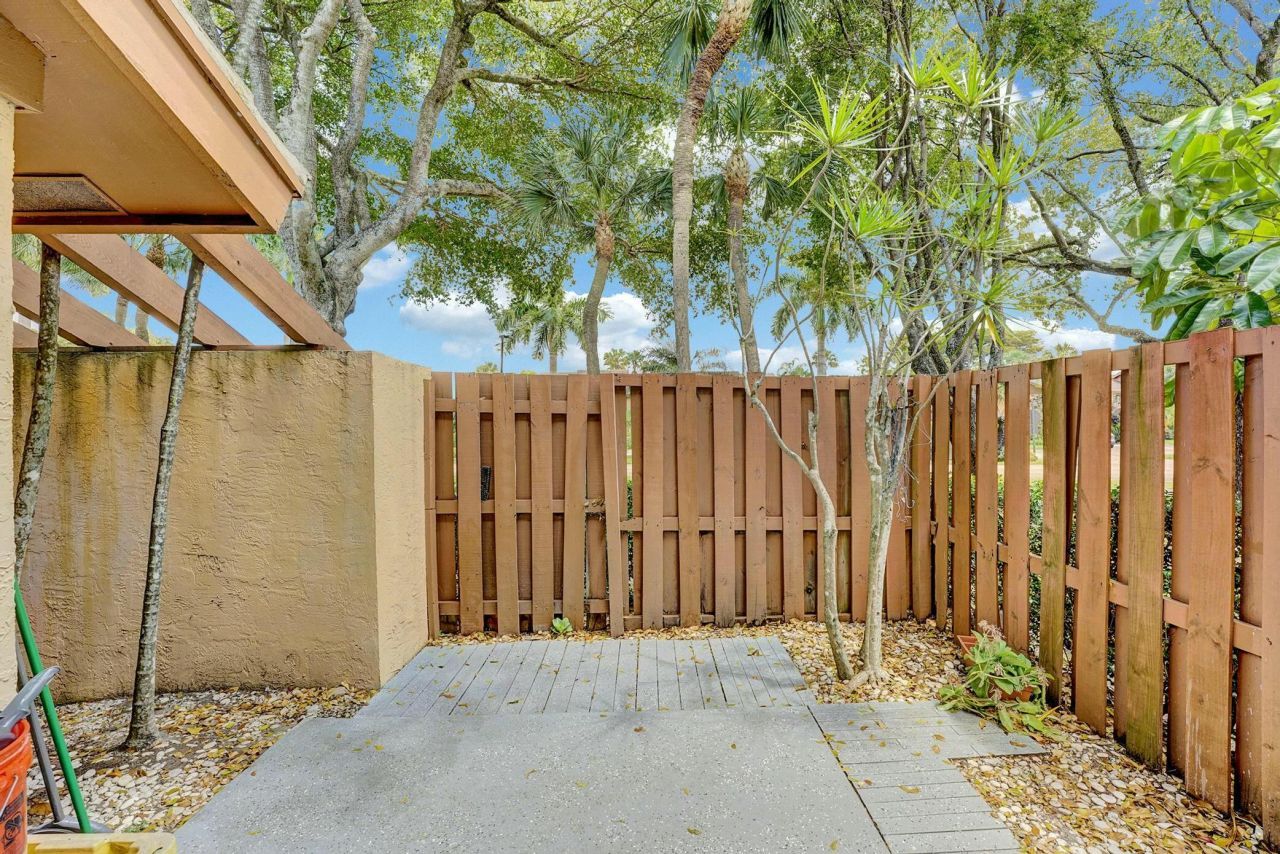 5337 Fountains Drive S, Lake Worth, FL 33467 Photo