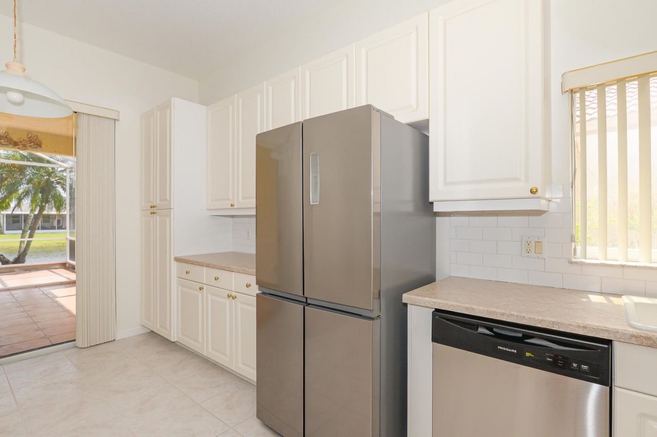 600 NW Lambrusco Drive, Port Saint Lucie, FL 34986 Photo