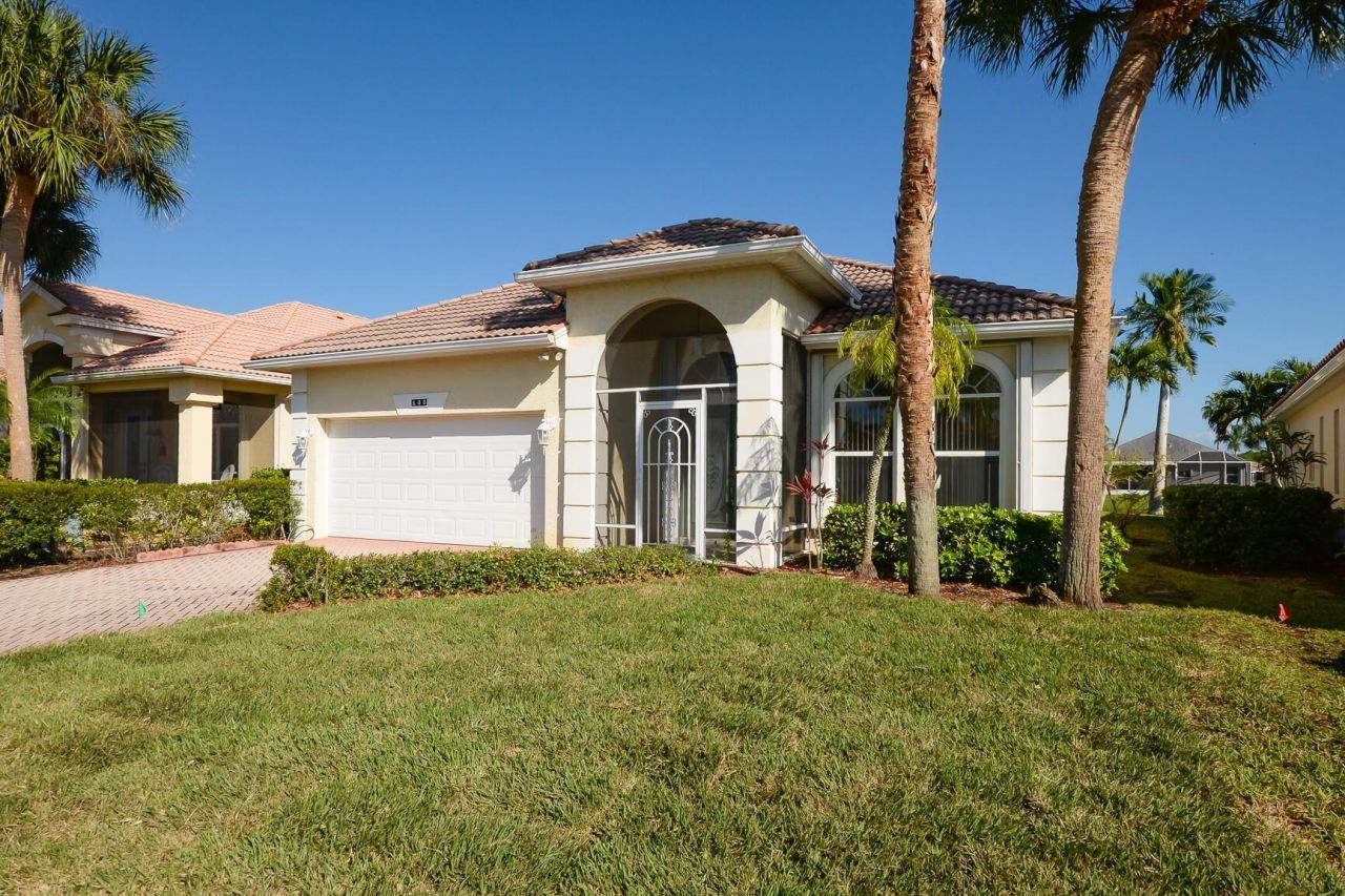 600 NW Lambrusco Drive, Port Saint Lucie, FL 34986 Photo