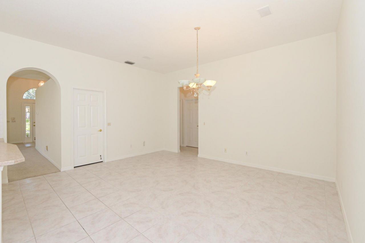 600 NW Lambrusco Drive, Port Saint Lucie, FL 34986 Photo