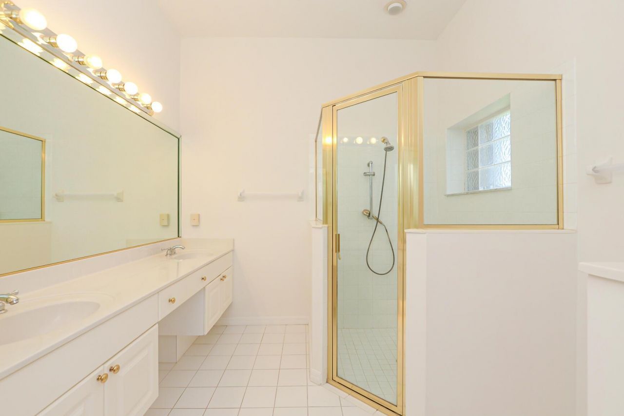 600 NW Lambrusco Drive, Port Saint Lucie, FL 34986 Photo