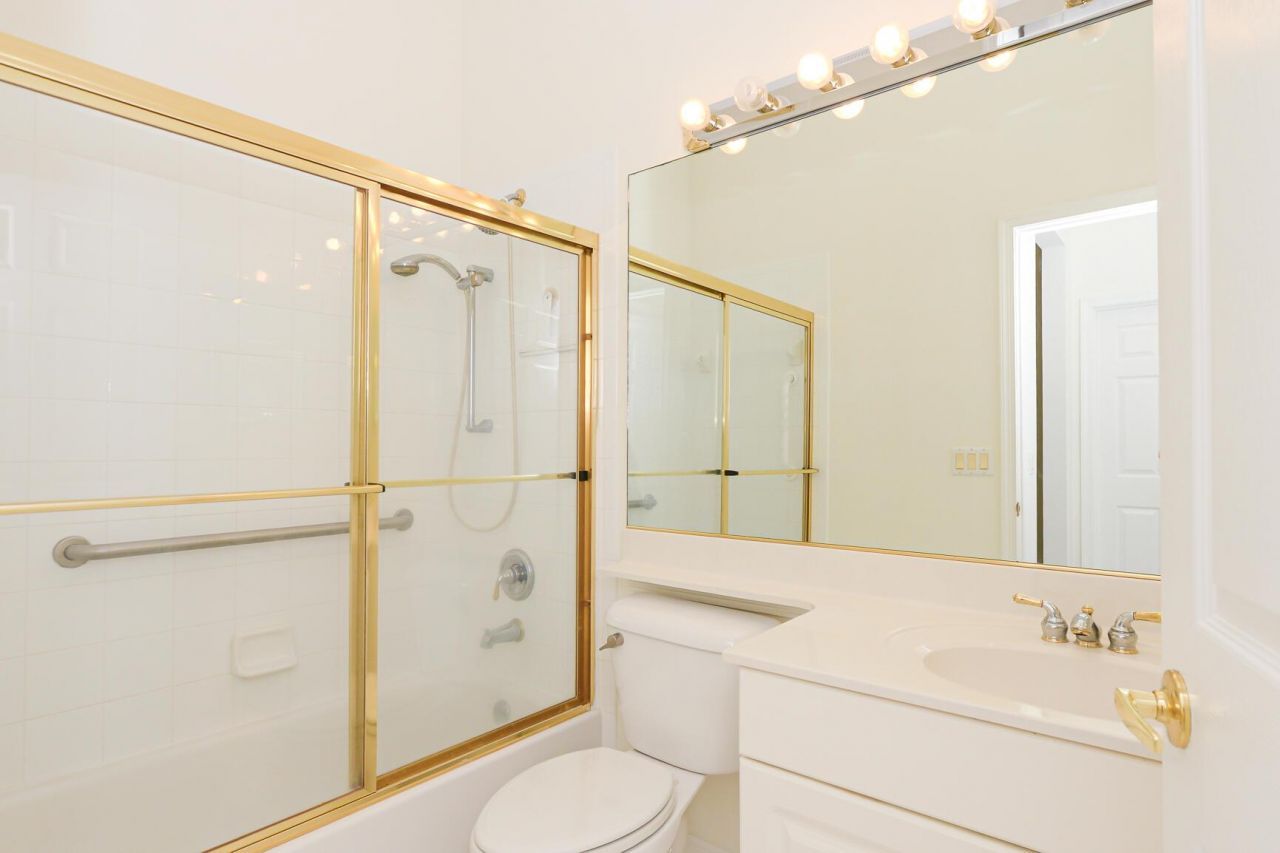 600 NW Lambrusco Drive, Port Saint Lucie, FL 34986 Photo