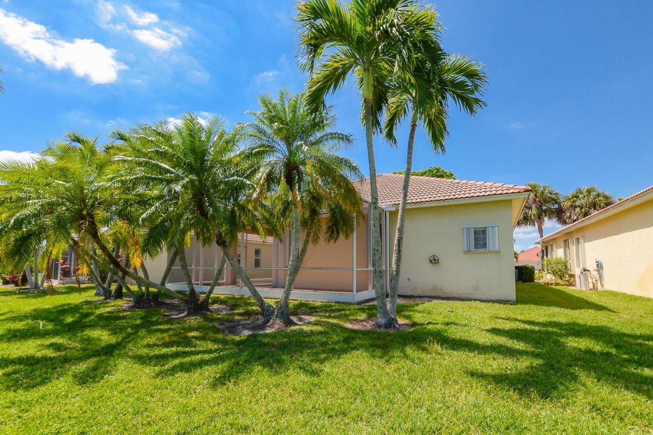 600 NW Lambrusco Drive, Port Saint Lucie, FL 34986 Photo