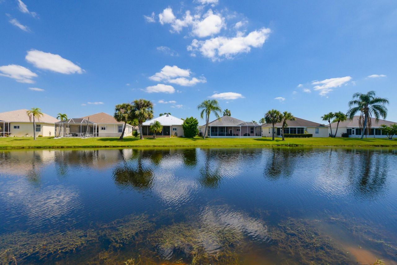 600 NW Lambrusco Drive, Port Saint Lucie, FL 34986 Photo