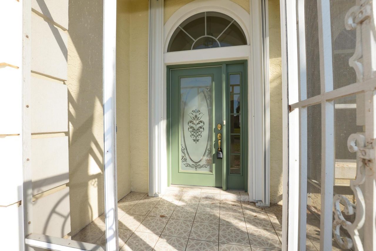 600 NW Lambrusco Drive, Port Saint Lucie, FL 34986 Photo