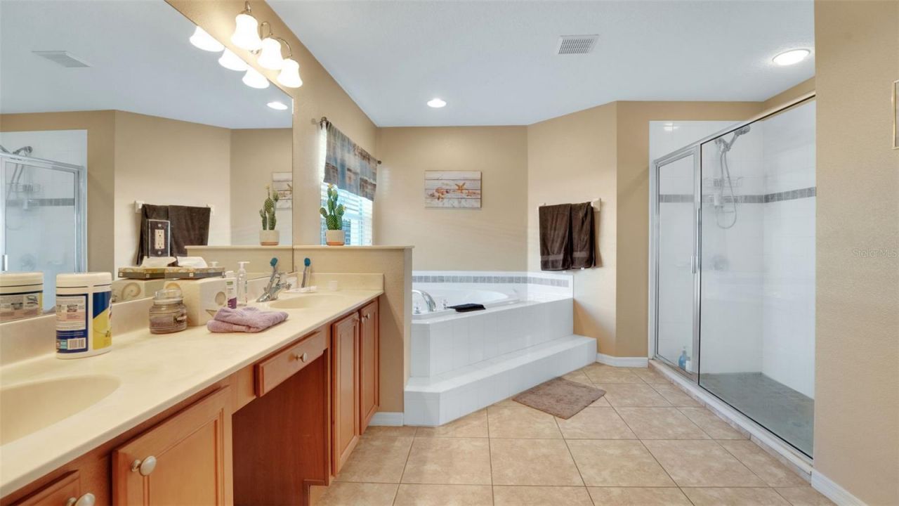 506 Alleria Court, Auburndale, FL 33823 Photo