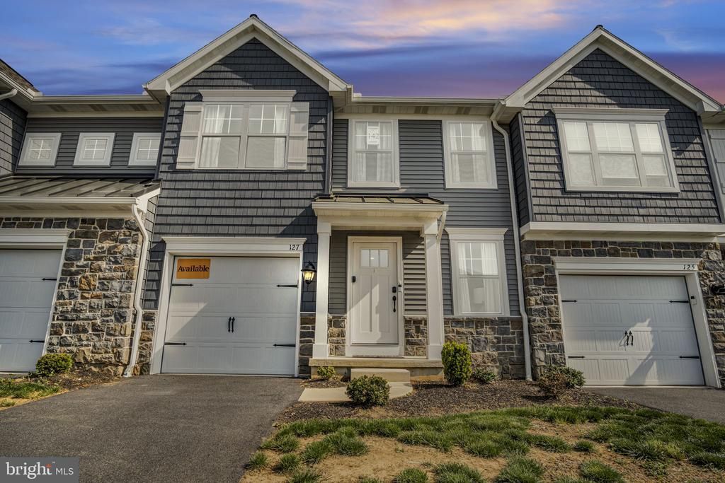 127 Beech Tree Court, Annville, PA 17003 Main Photo