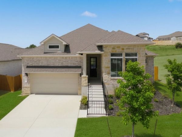 1823 Weinnacht, New Braunfels, TX 78132
