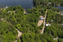 1305 Rock Island Road photo 4