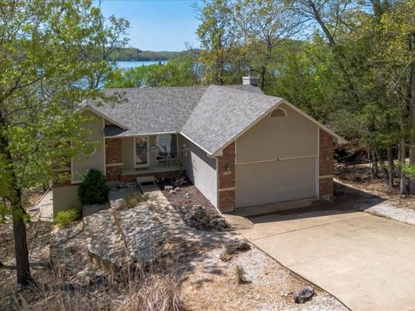 21425 Black Oak Drive, Garfield, AR 72732