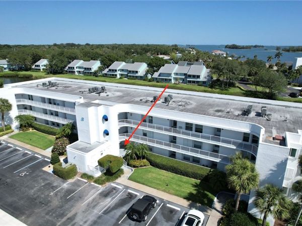 6110 S River Run Drive, Unit 6110, Sebastian, FL 32958