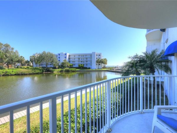 6110 S River Run Drive, Unit 6110, Sebastian, FL 32958