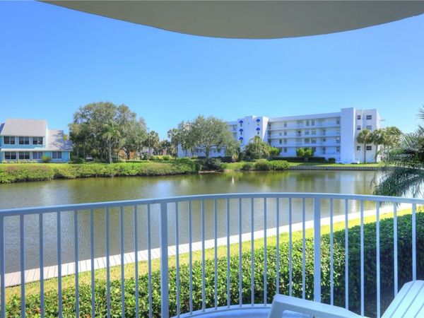6110 S River Run Drive, Unit 6110, Sebastian, FL 32958