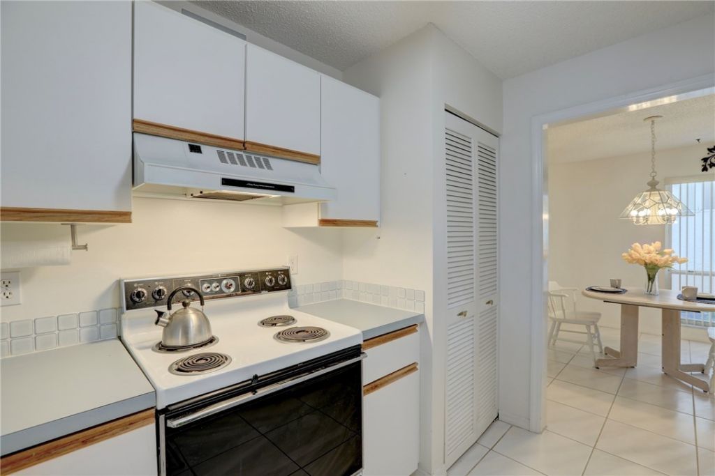 6110 S River Run Drive, Unit 6110, Sebastian, FL 32958 Photo