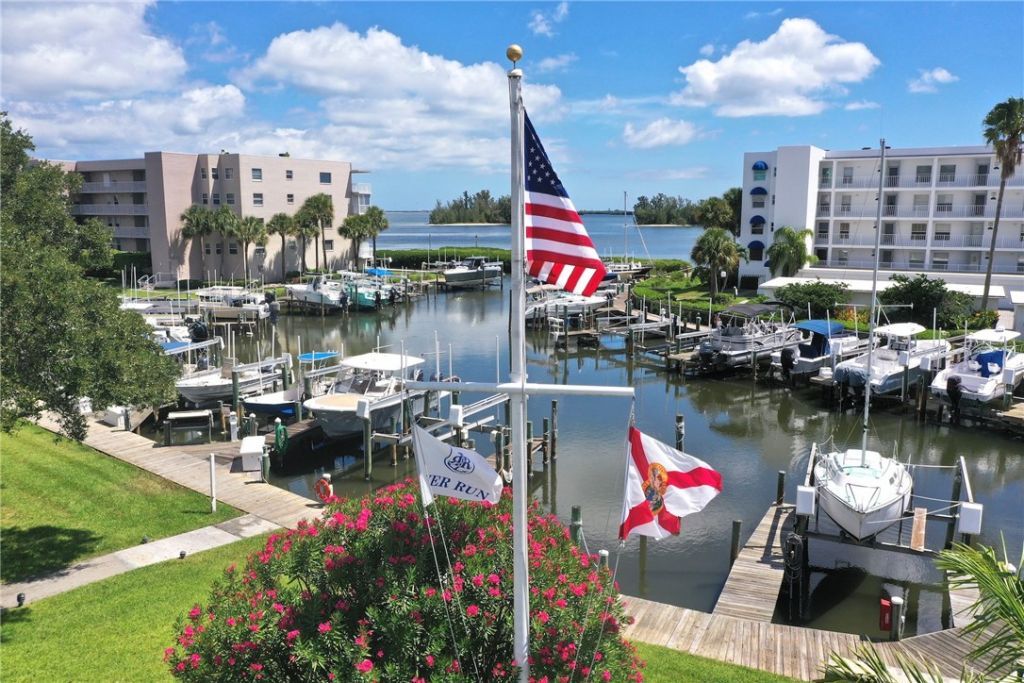 6110 S River Run Drive, Unit 6110, Sebastian, FL 32958 Photo