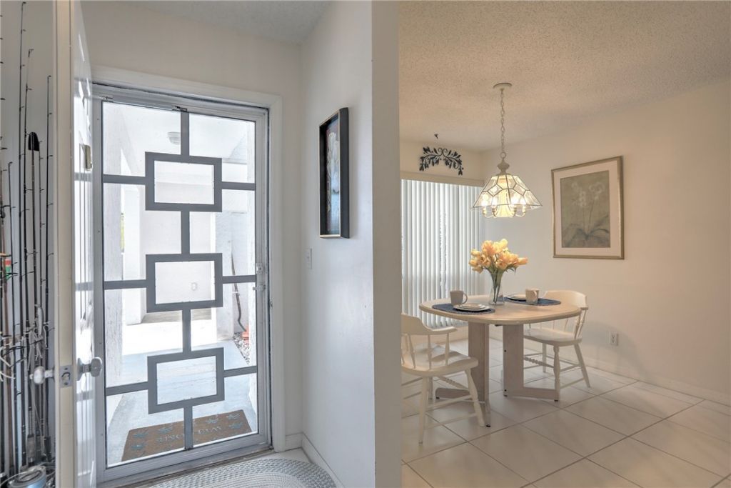 6110 S River Run Drive, Unit 6110, Sebastian, FL 32958 Photo