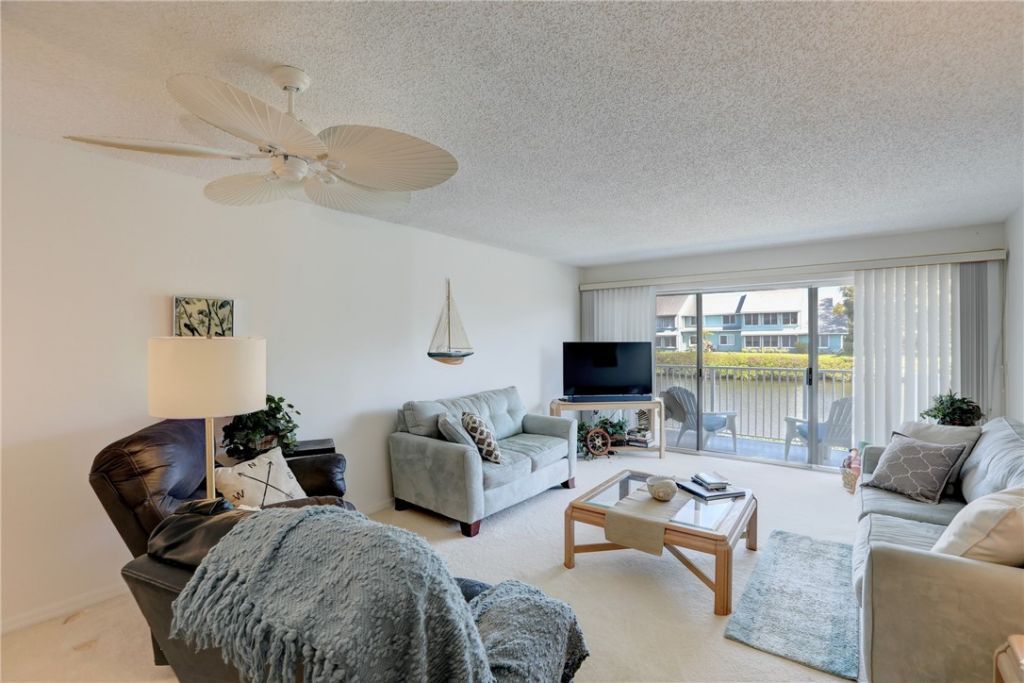 6110 S River Run Drive, Unit 6110, Sebastian, FL 32958 Photo