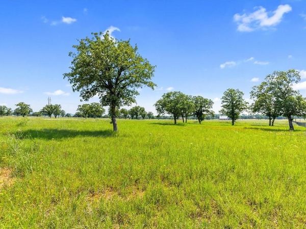 555 Carter Lane, Santo, TX 76472