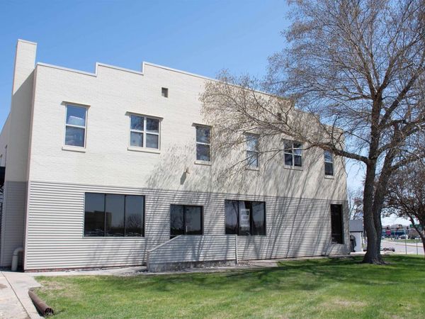 818 W 8Th Street, Carroll, IA 51401