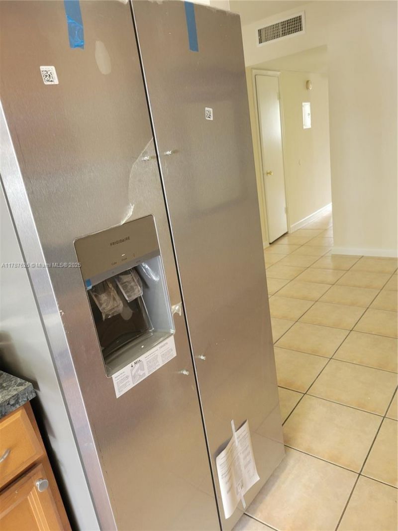 8704 NW 35th St, Unit 105, Coral Springs, FL 33065 Photo