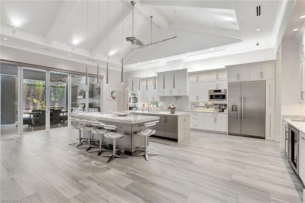 555 Mooring Line Dr, Naples, FL 34102 Photo